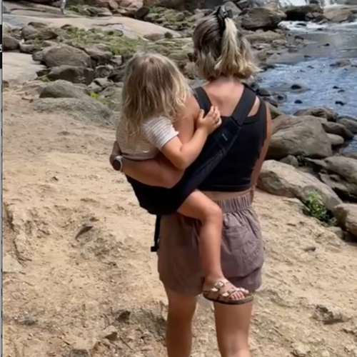 Lunella™ – Innovative Toddler Carrier